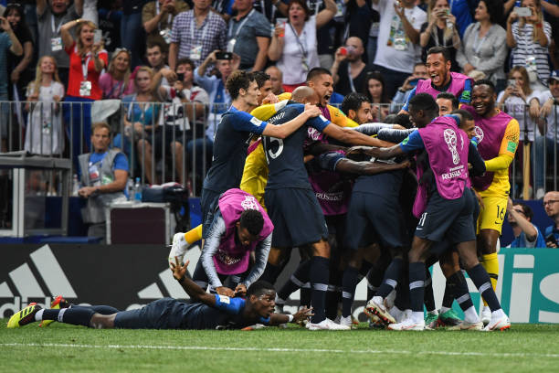 费尔南德斯 费尔南德斯