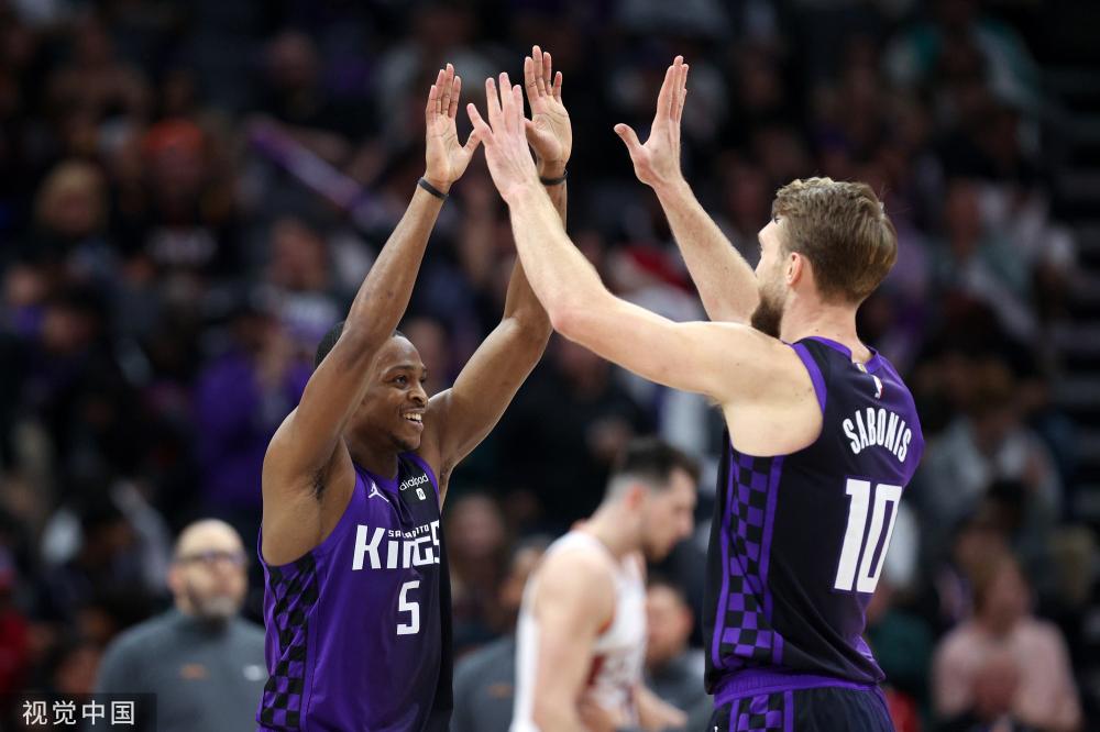 人得分上双 人得分上双