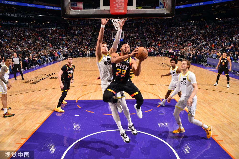 在比赛中展 在比赛中展